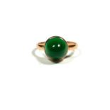 A RUSSIAN 14CT GOLD AND GREEN CHRYSOPRASE CABOCHON RING. (UK ring size N, gross weight 2.7g)