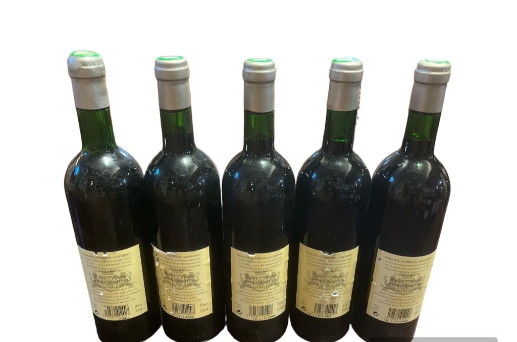 A COLLECTION OF SIXTEEN BOTTLES OF VARIOUS RED WINES, To include 5 x Châteauneuf du papes 5 x - Image 2 of 5