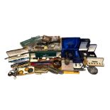 A COLLECTION OF COSTUME JEWELLERY TO INCLUDE GOLD PLATED WATCHES, PENS, BROOCHES, EARRINGS,