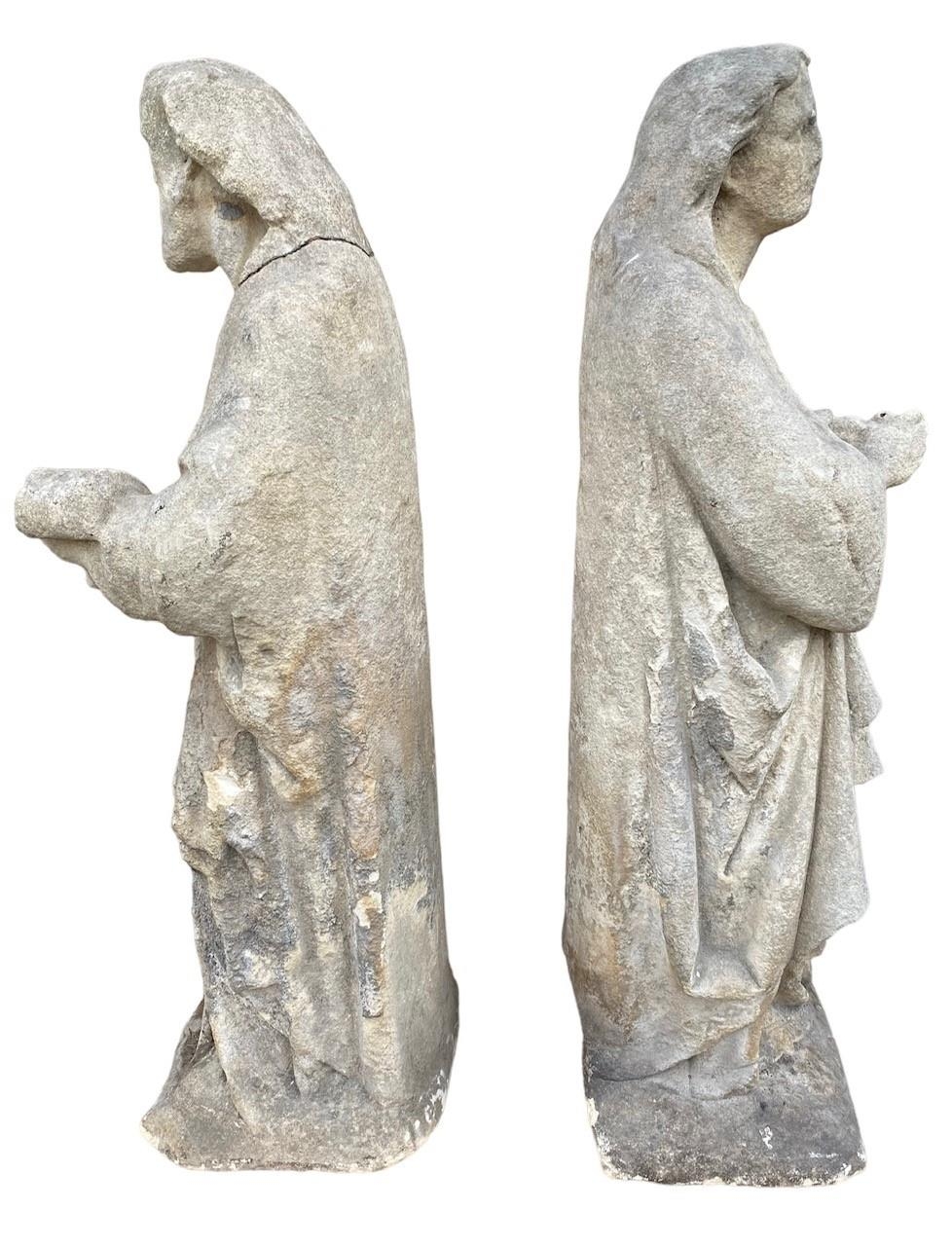 A PAIR OF 18TH CENTURY CARVED LIMESTONE FIGURES OF JOSEPH AND MARY. (h 71cm) - Image 4 of 4