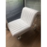 A LARGE CREAM COTTON COVERED GARDEN FOLDING LOUNGER. (210cm x 83cm) Condition overall good some