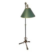 AN EDWARDIAN STYLE BRASS TELESCOPIC STANDARD LAMP Complete with shade. (142cm) Condition: good