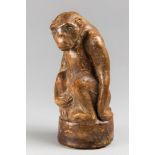 A CHARMING EARLY 20TH CENTURY ENGLISH FOLK ART LEATHER MONKEY. A tactile figure of wooden form and