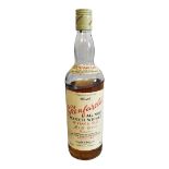 GLENFARCLAS, A VINTAGE 75CL BOTTLE OF WHISKY 8 year malt, cream and red label. Condition: good