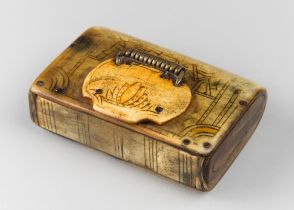 A 19TH CENTURY SCRIMSHAW BONE SNUFF BOX Details across this example includes a working hinge flap