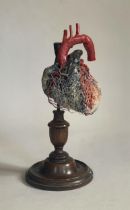 A FINE AND HIGHLY DETAILED CORROSION CAST HEART MODEL. (h 31cm x w 15cm x d 14.5cm)