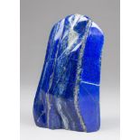 A LAPIS LAZULI FREEFORM 5.1KG (h 24cm x w 12cm x d 11cm)