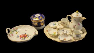 MEISSEN, AN EARLY 20TH CENTURY SOLITAIRE CABARET COFFEE SERVICE, CIRCA 1930 Hard paste porcelain