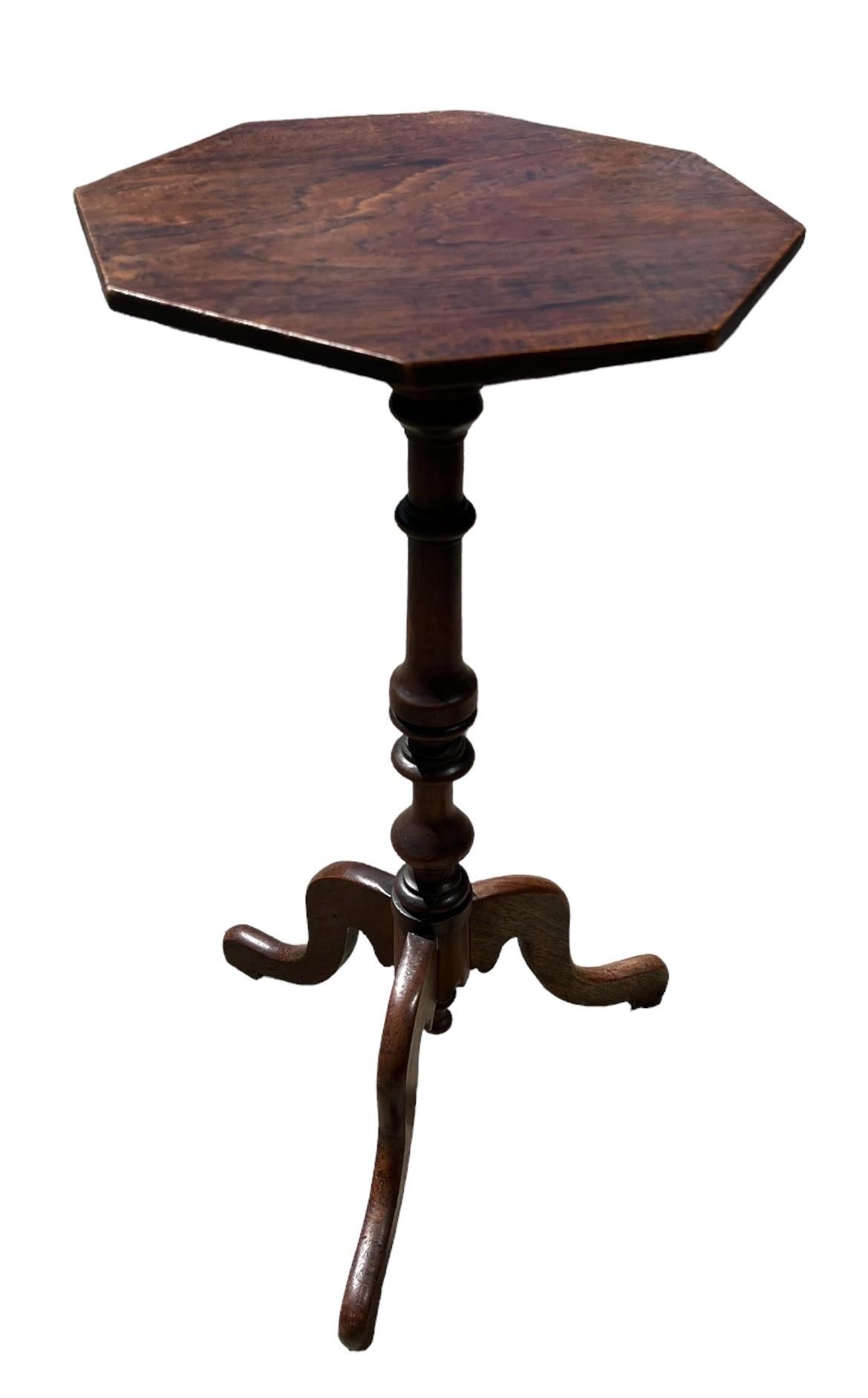 A 19TH CENTURY OAK HEXAGON TOP TRIPOD KETTLE STAND. (h 70cm x diameter 34cm) - Image 2 of 2