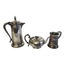 A LARGE 19TH CENTURY SILVER PLATED FLAGON JUG Having a single carry handle and spout,together with a