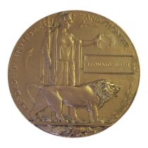 A WWI BRONZE BRITISH ARMY BRITANNIA PLAQUE Awarded to Leonard Smith . (approx 12cm)