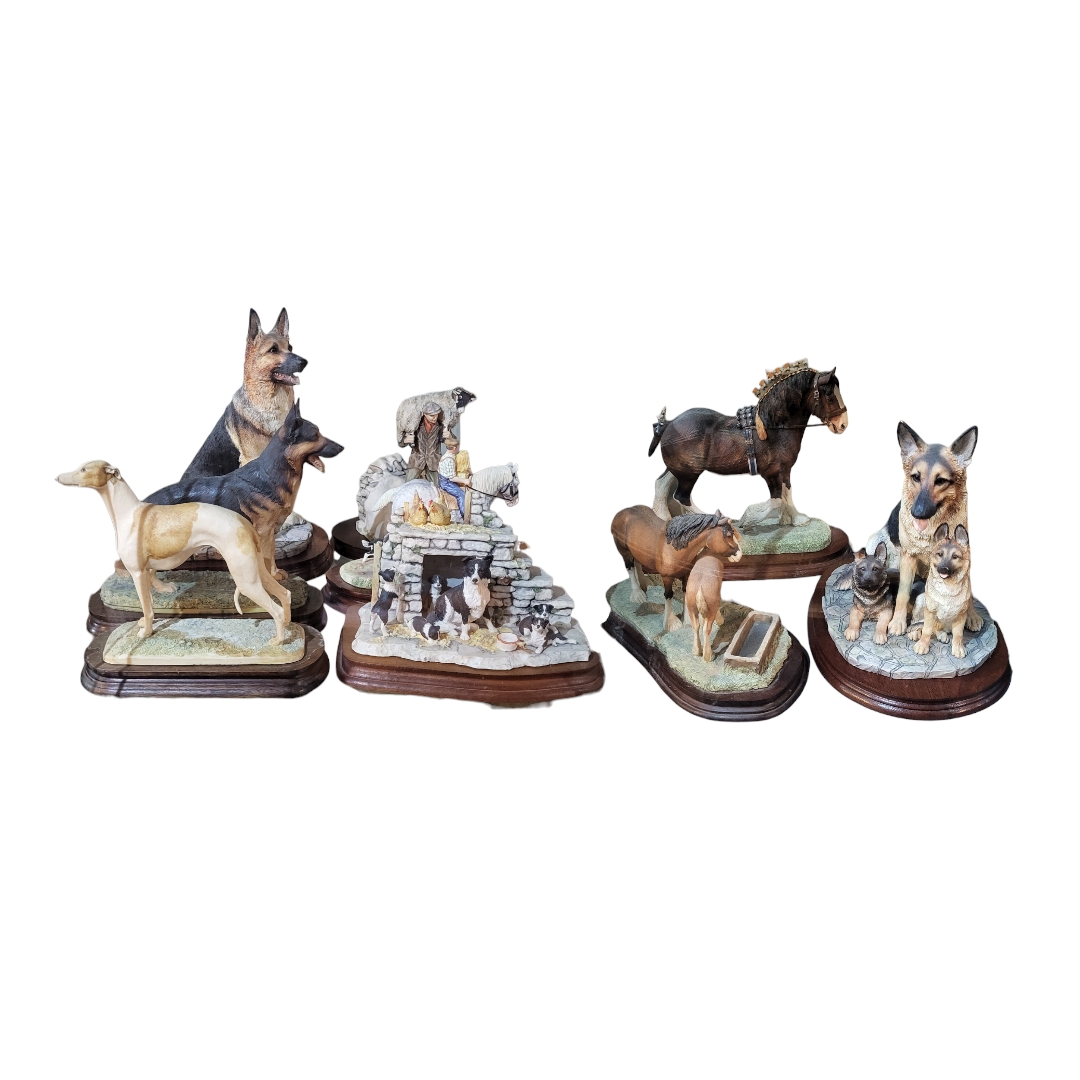 BORDER FINE ARTS, A COLLECTION OF LARGE 20TH CENTURY FIGURINES Comprising a Shire horse, a horse and