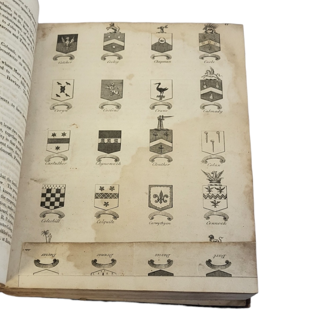 ENCYCLOPEDIA HERALDICA, TWO EARLY 19TH CENTURY LEATHER BOUND BOOKS Titled 'Dictionary of Heraldry by - Image 4 of 9