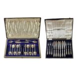 THOMAS BRADBURY & SONS LTD, A CASED SET OF SILVER HANDLED FISH KNIVES & FORKS HALLMARKED SHEFFIELD