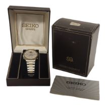 SEIKO, A VINTAGE STAINLESS STEEL GENT’S CHRONOGRAPH WRISTWATCH A Lunar Calendar model with three