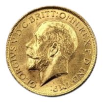 A KING GEORGE V 22CT GOLD FULL SOVEREIGN COIN, DATED 1914 With George and Dragon to reverse.