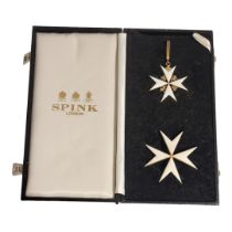 ORDER OF ST. JOHNS, A SILVER GILT AND ENAMEL KNIGHTS STAR AND BREAST STAR Mounted with a pair of