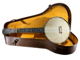 WINDSOR WHIRLE, BIRMINGHAM, A CASED UKULELE BANJO RECO 450220.