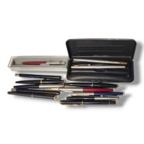 PARKER, A COLLECTION OF VINTAGE FOUNTAIN AND BALLPOINT PENS Various designs including two cased