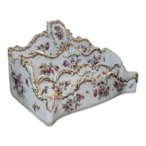 A LATE 19TH CENTURY DRESDEN FACTORY HARD PASTE PORCELAIN LADIES’ LETTER RACK Three section ladies’