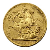 A VICTORIAN 22CT GOLD FULL SOVEREIGN COIN, DATED 1893 With veiled Victoria portrait bust and King