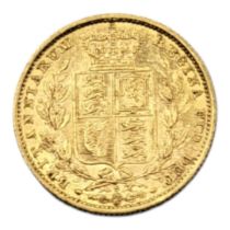 A VICTORIAN 22CT GOLD FULL SOVEREIGN COIN, DATED 1886 With young Victoria portrait bust and shield