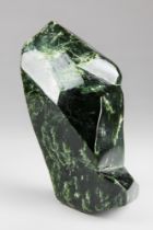 A NEPHRITE FREEFORM 4.1KG (h 25cm x w 12cm x d 11cm)