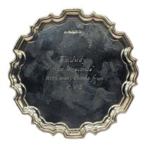 CARR'S OF SHEFFIELD LTD, A SILVER CIRCULAR CARD TRAY, HALLMARKED SHEFFIELD, 2007 Having