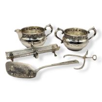 GORHAM, AMERICA, 20TH CENTURY STERLING SILVER, REPOUSSÉ MILK JUG AND SUGAR BOWL, TOGETHER WITH