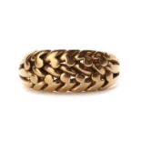 An 18ct gold keeper ring,