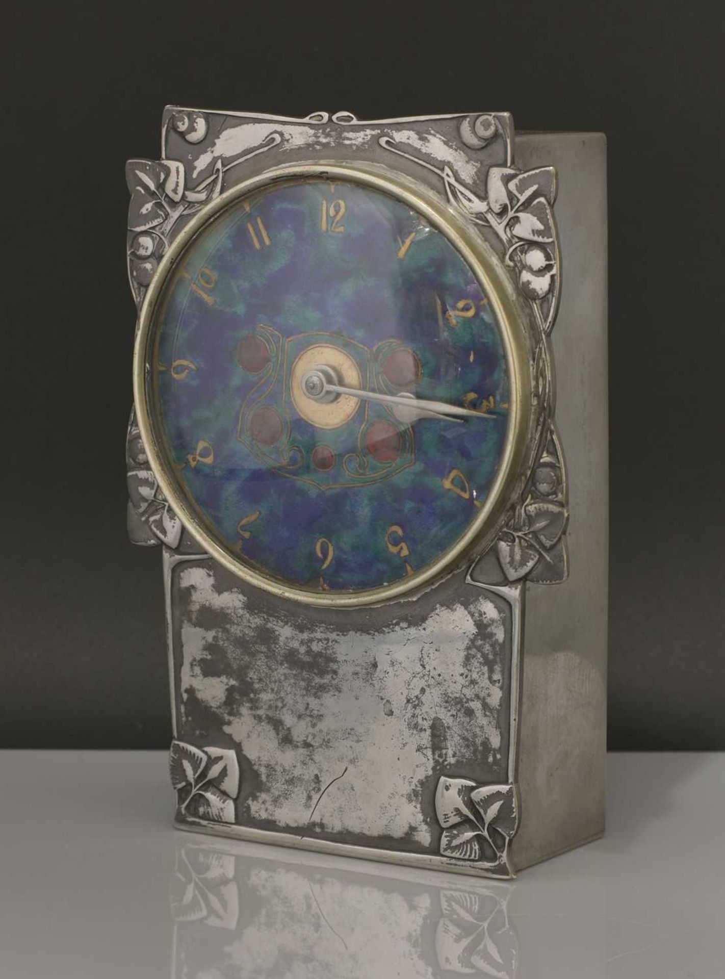 A Liberty & Co. Tudric pewter and enamel mantel clock, - Bild 2 aus 25