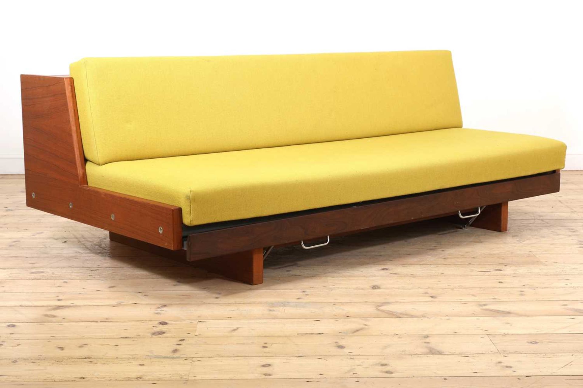 A Danish model ‘GE-258’ teak daybed,