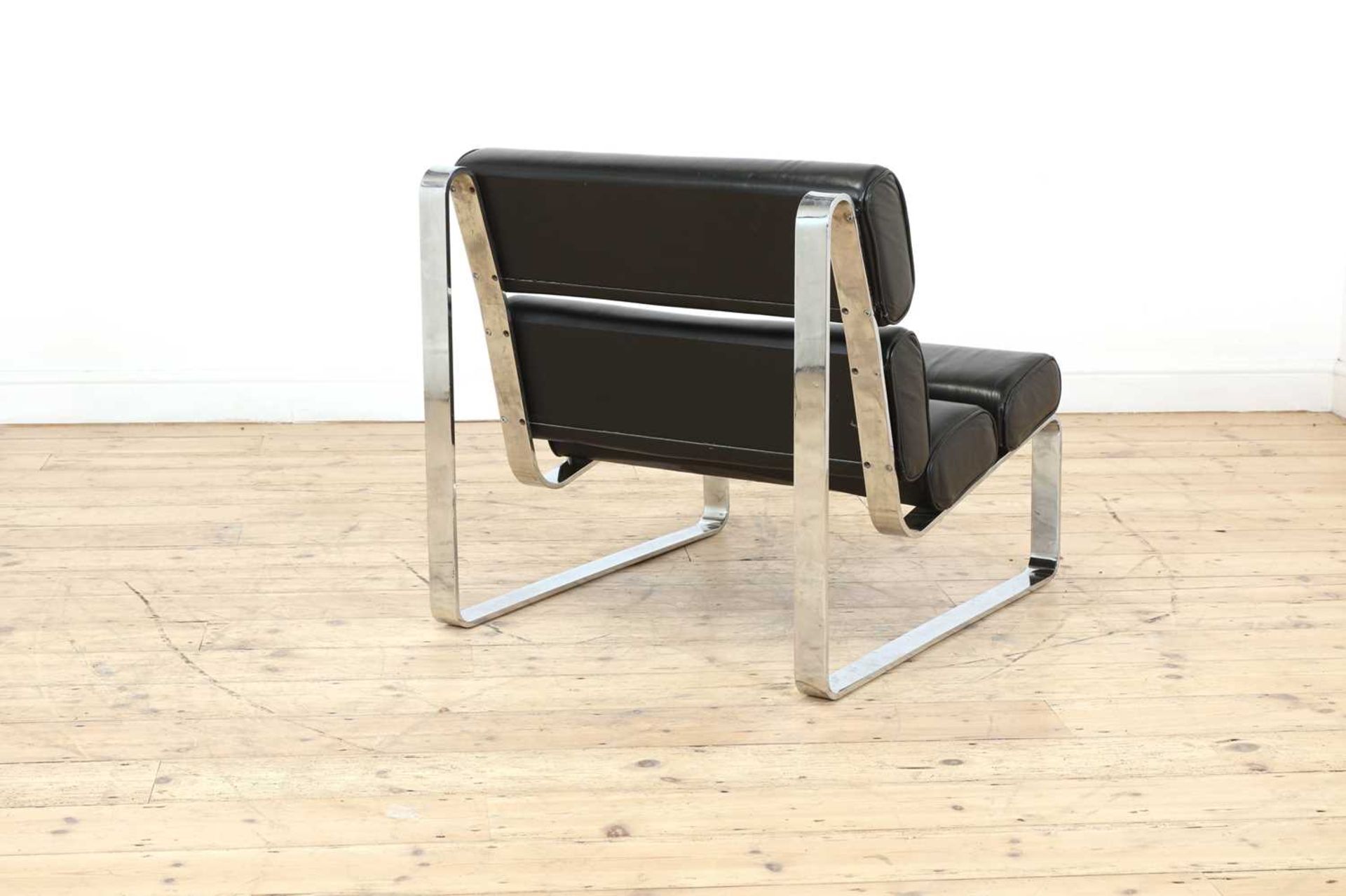 A chrome lounger, - Bild 3 aus 3