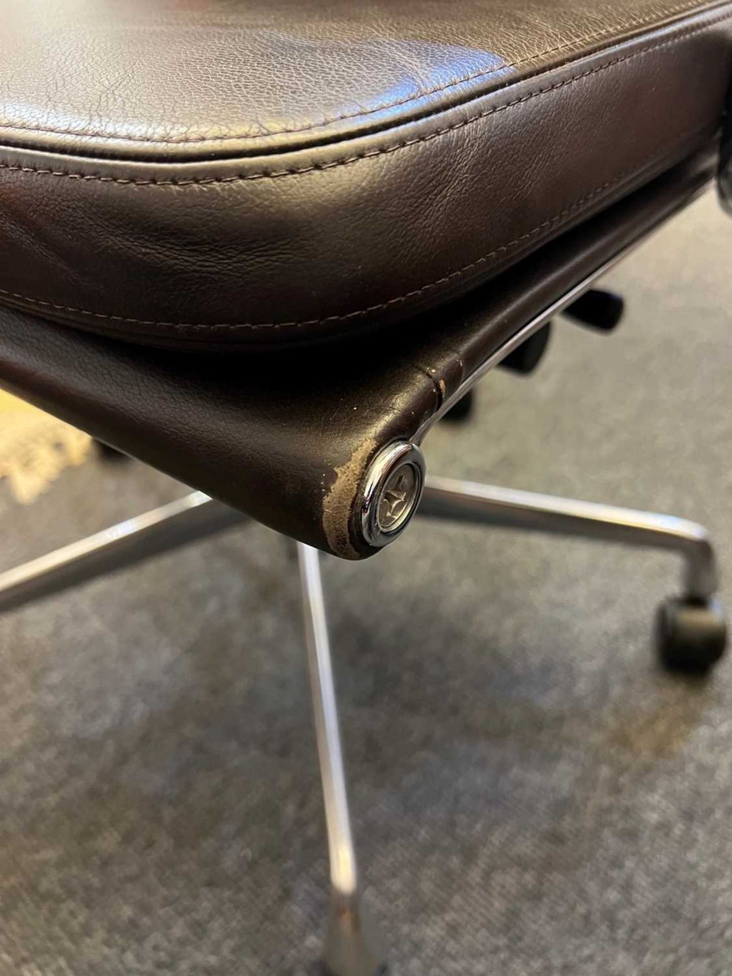 An Eames 'EA217 Aluminium Group' desk chair, - Image 8 of 13