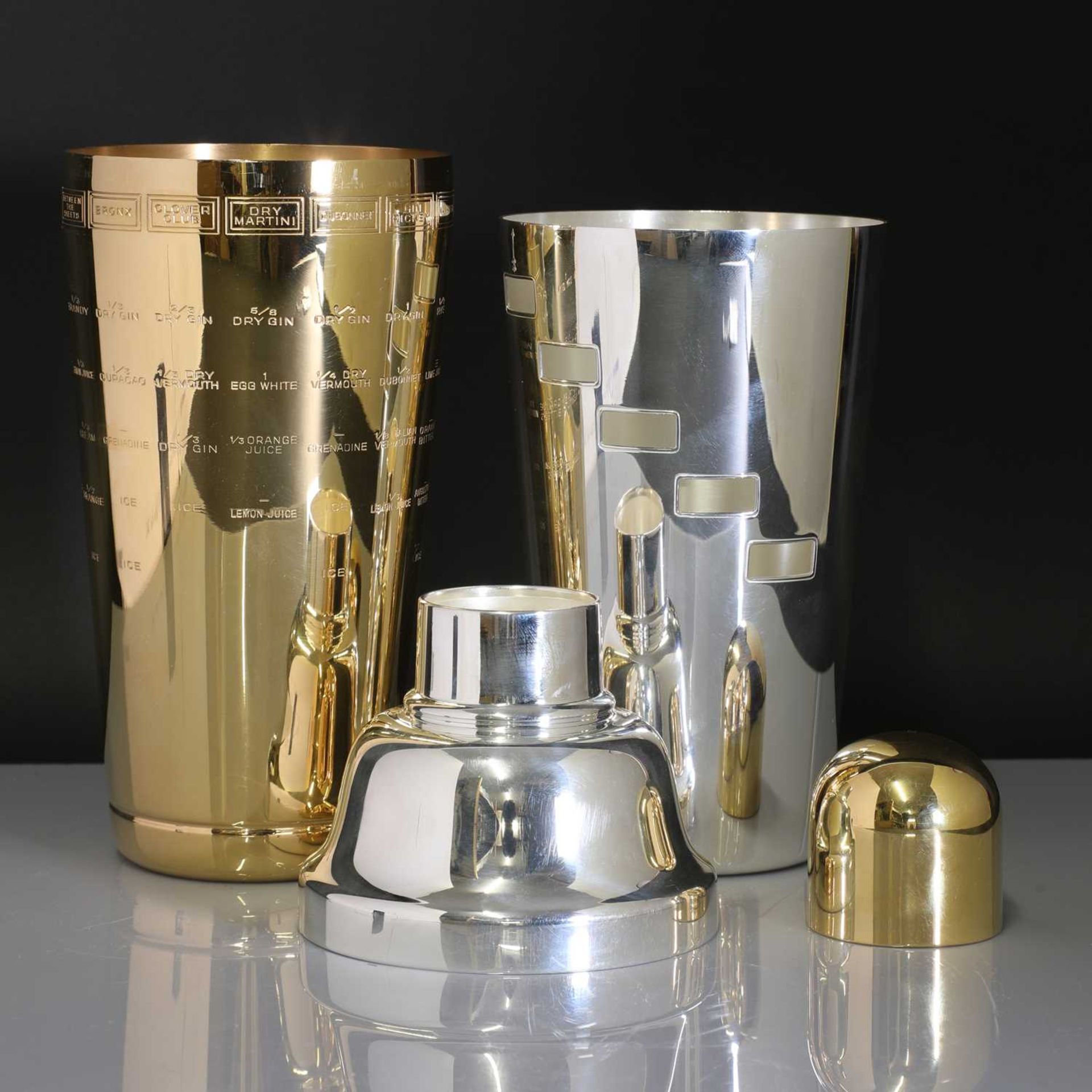 A silver-plated and gilt 'Recipe' cocktail shaker - Bild 3 aus 3