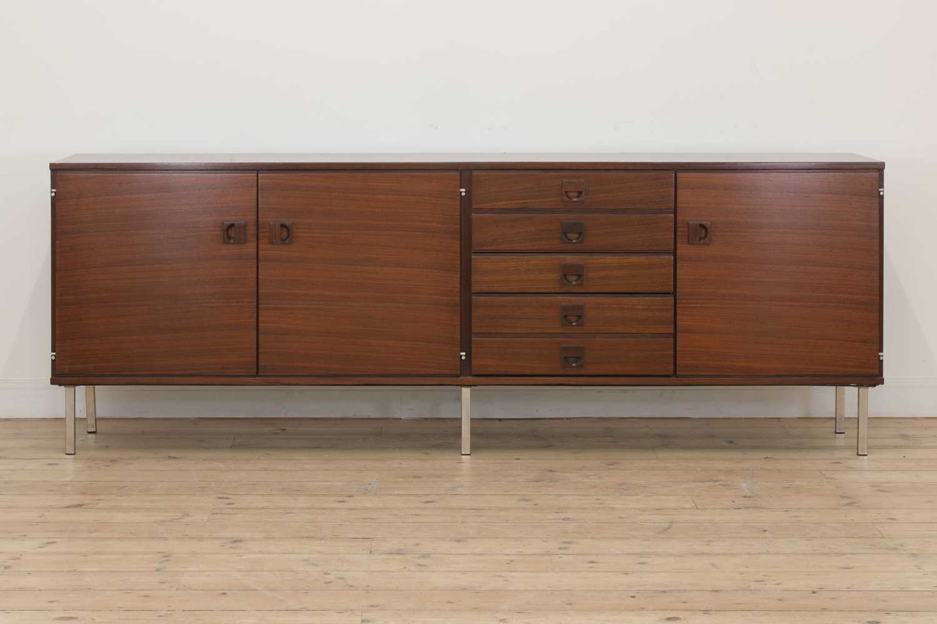 An Indian rosewood credenza, - Bild 4 aus 4