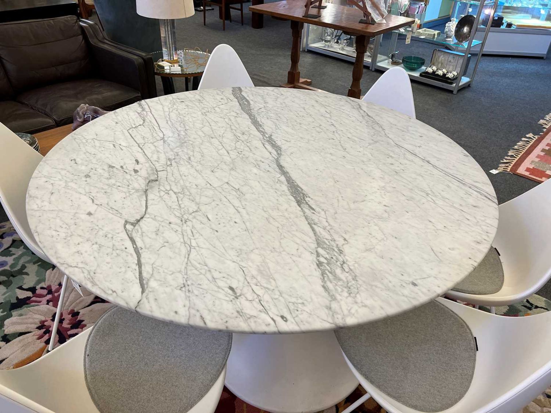 An Italian 'Reef' marble dining table, - Bild 3 aus 7