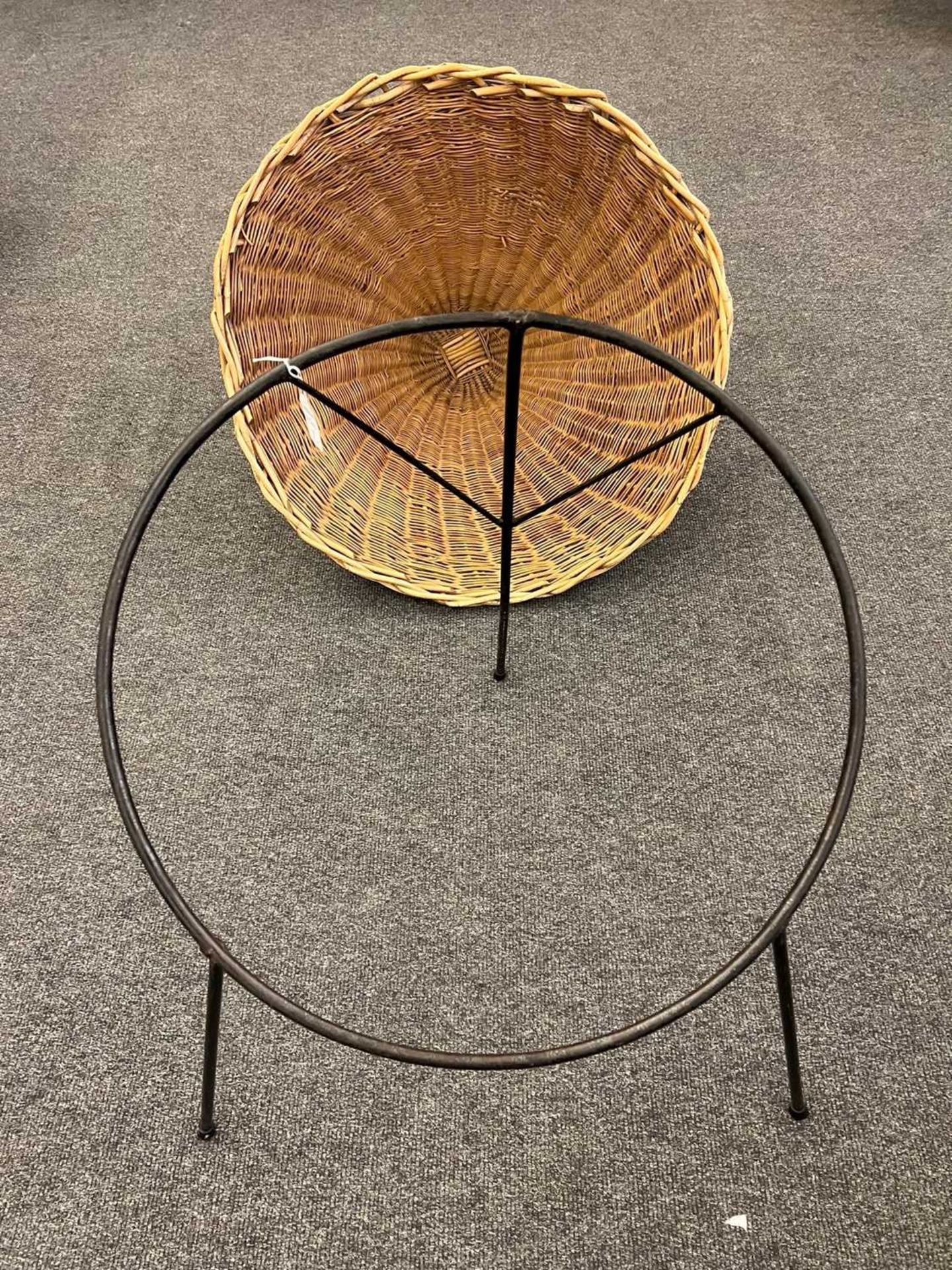 A 'C8' wicker cone chair, - Bild 4 aus 10