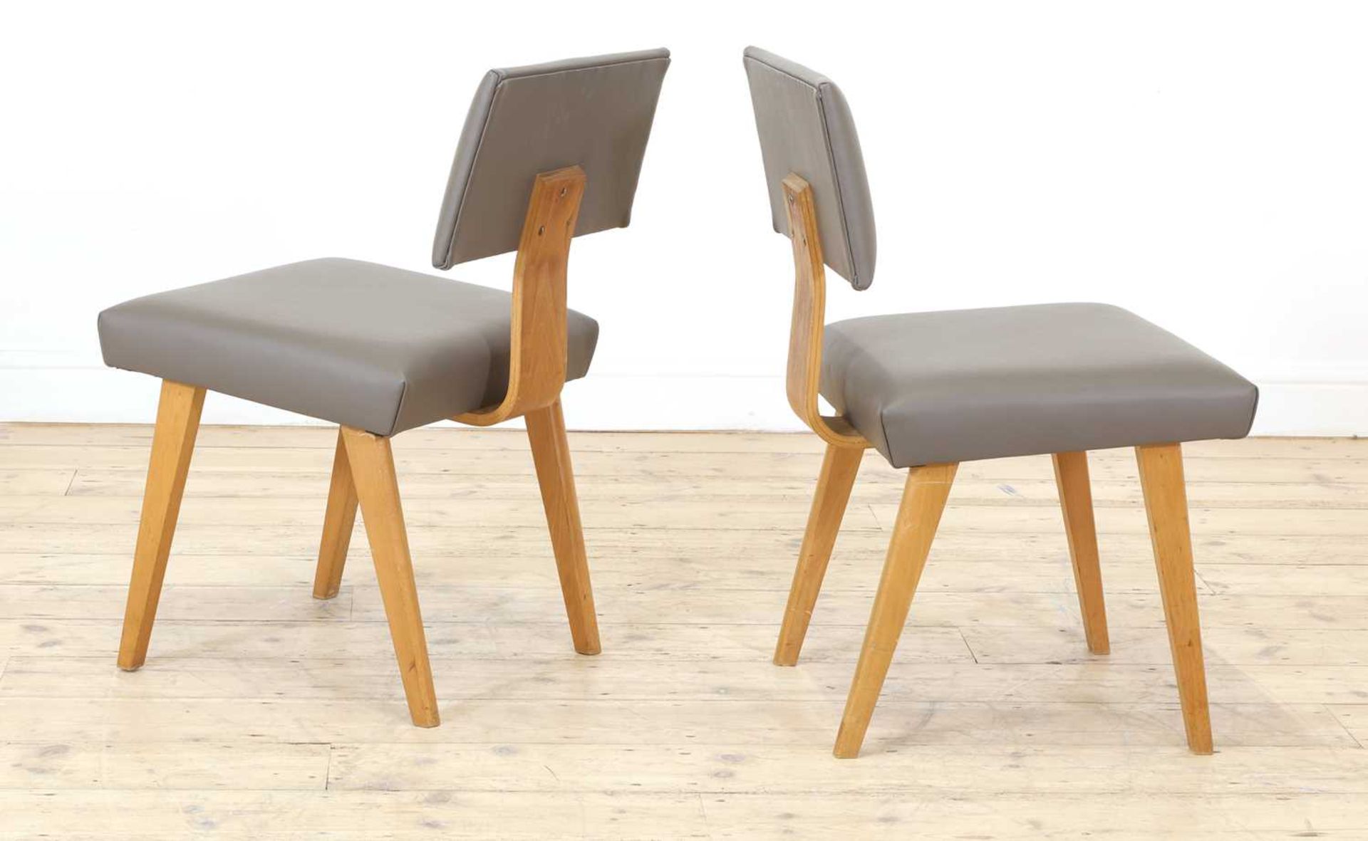 A pair of Robin Day side chairs, - Image 2 of 3