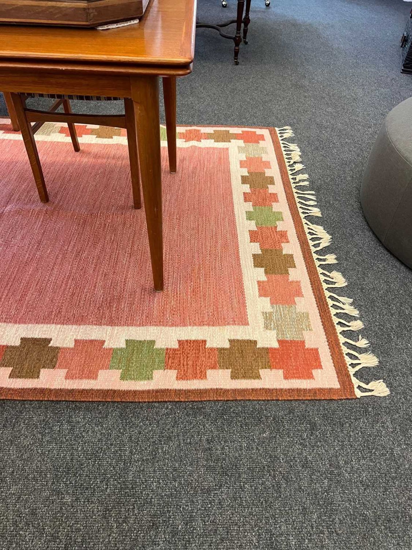 A Swedish röllakan flat-weave kilim rug, - Image 8 of 8