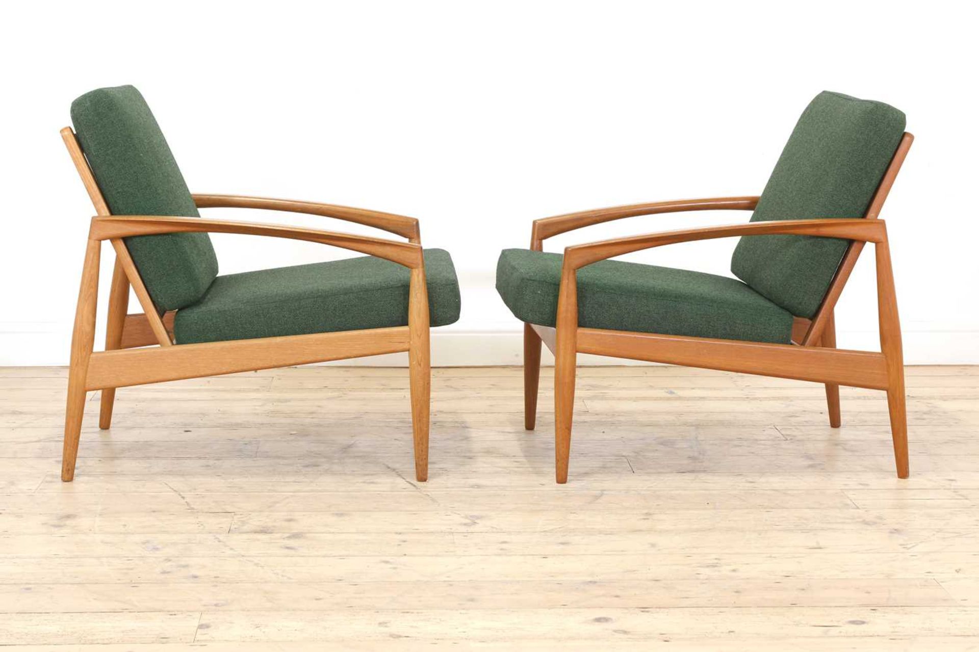 A pair of Danish 'Paper Knife' teak armchairs, - Bild 2 aus 14