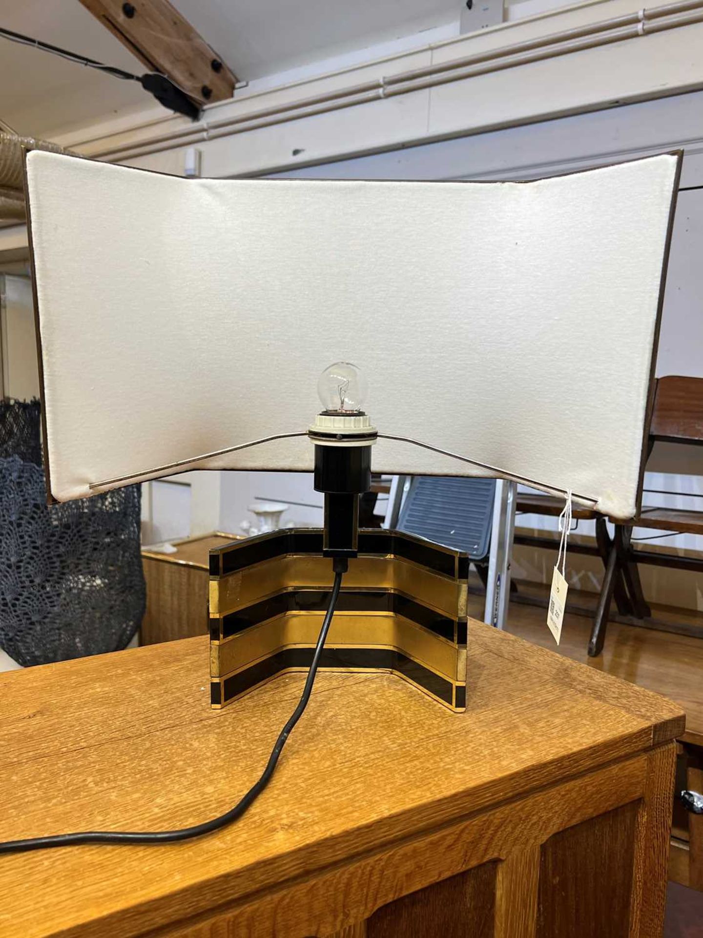 A Romeo Rega lacquered brass and enamelled table lamp, - Bild 3 aus 9