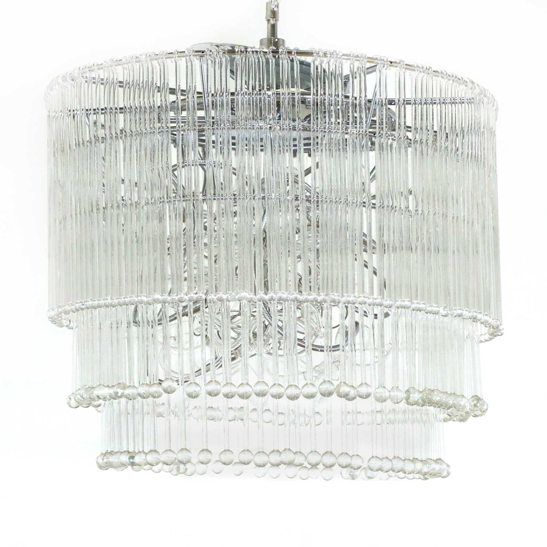 A pair of Rocco Borghese glass chandeliers, - Bild 3 aus 4