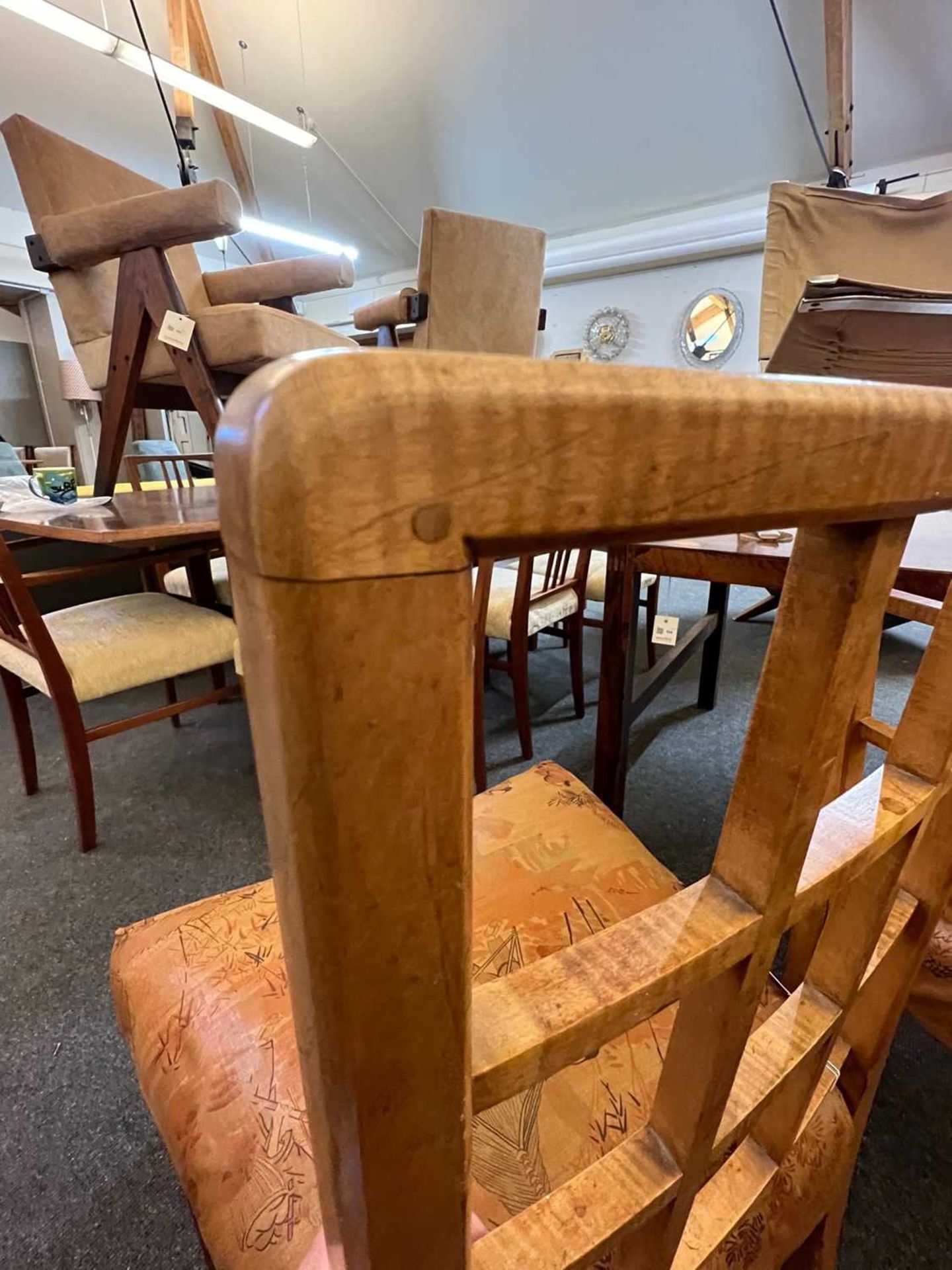 A pair of Art Deco maple chairs, - Bild 14 aus 14