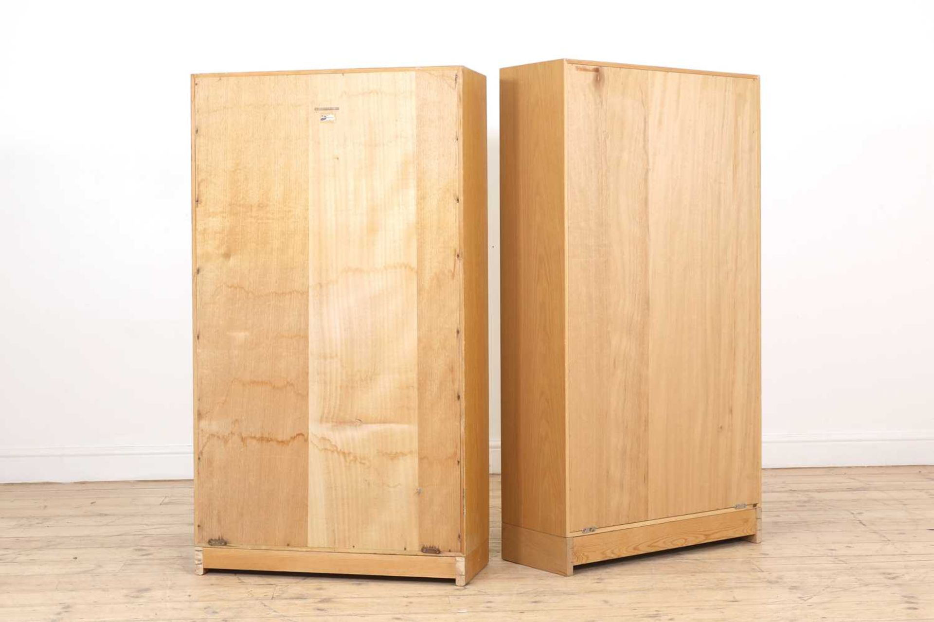 Two light oak open bookcases, - Bild 3 aus 4