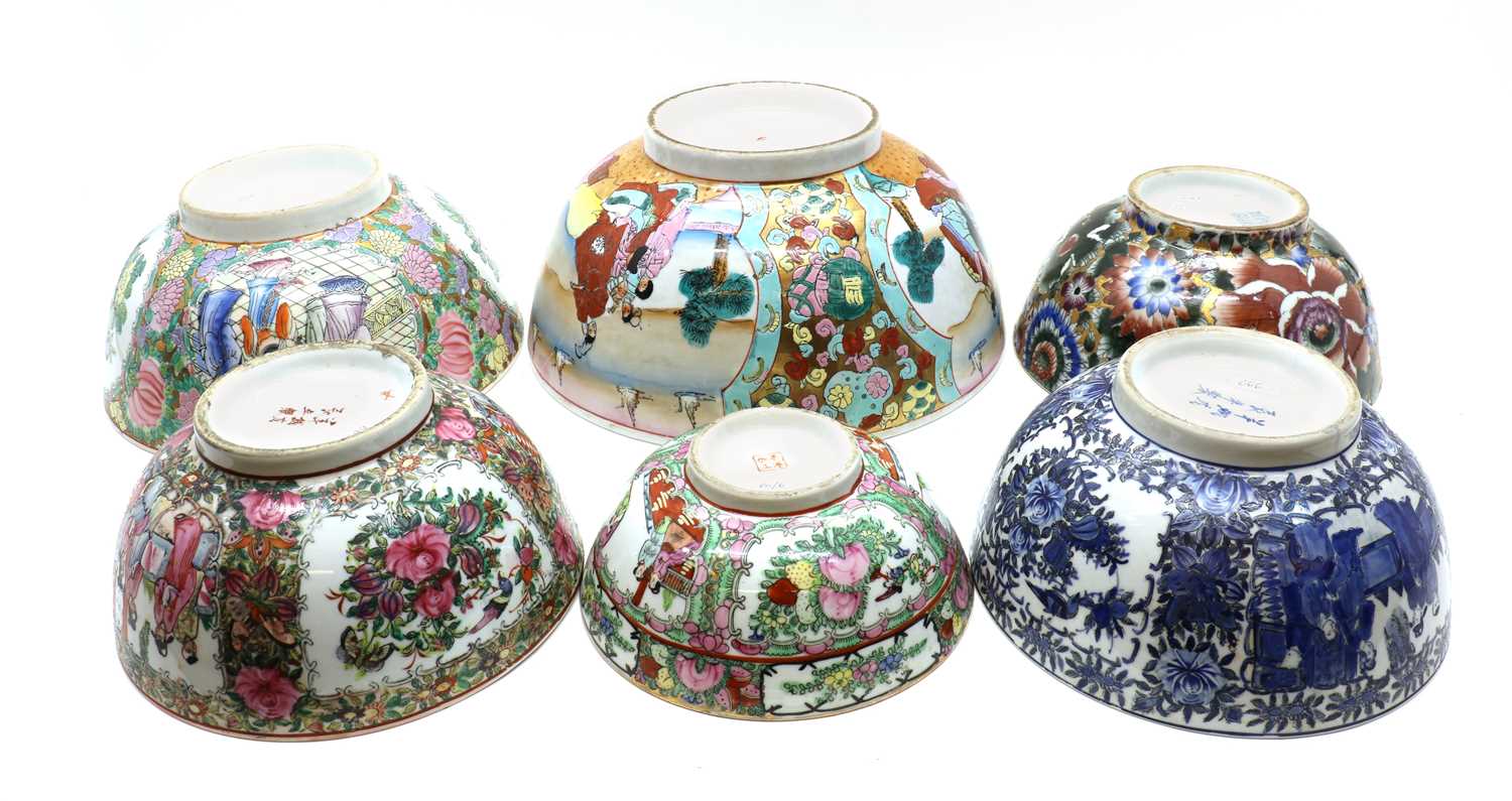 A collection of Chinese porcelain punch bowls, - Image 4 of 43