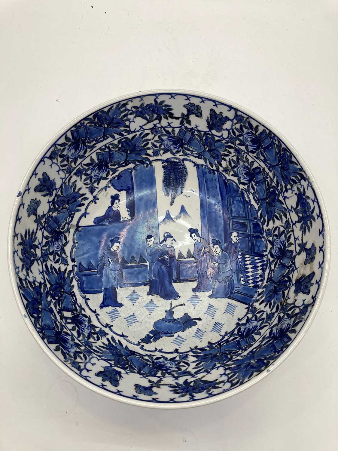 A collection of Chinese porcelain punch bowls, - Image 35 of 43