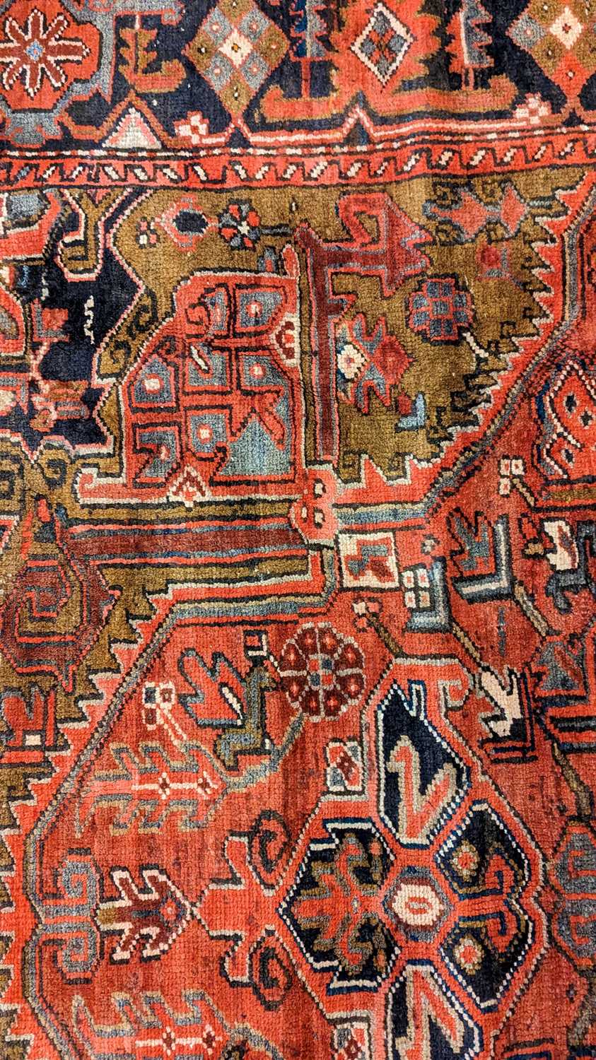 A Heriz carpet - Image 23 of 26