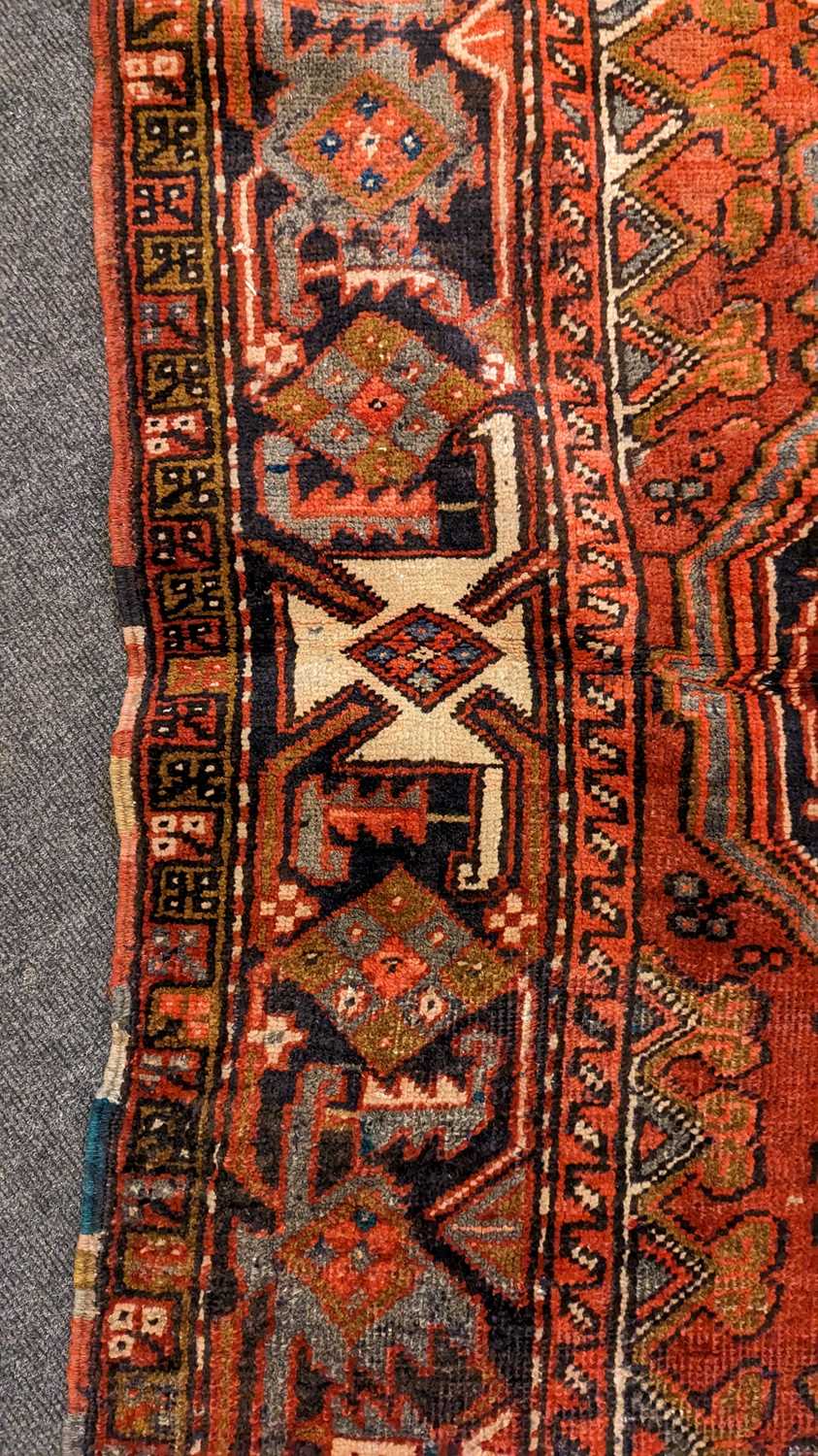 A Heriz carpet - Image 9 of 26