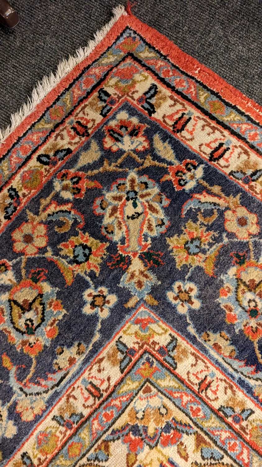 An Isfahan carpet - Image 9 of 23